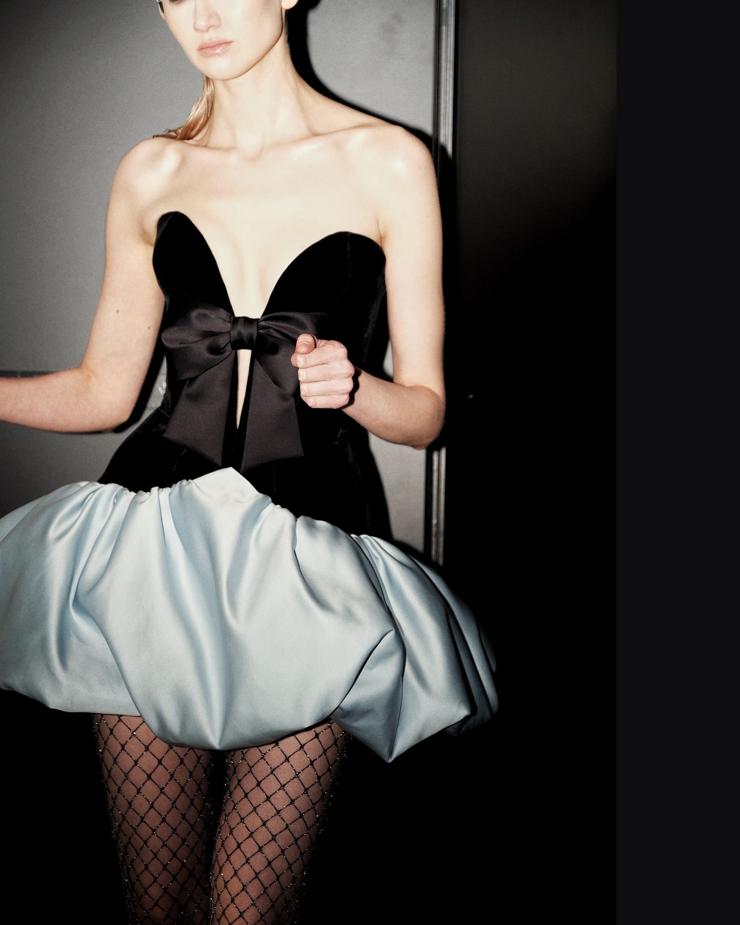 Strapless Bow Detail Puff Dress Black Blue HV2617