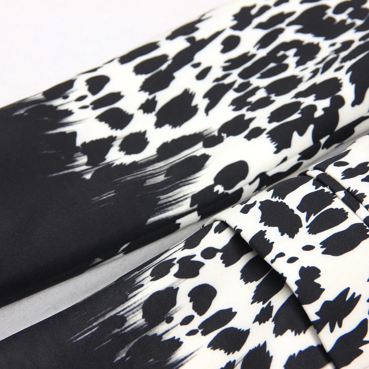 Long Sleeve Animal Print Blazer Black White