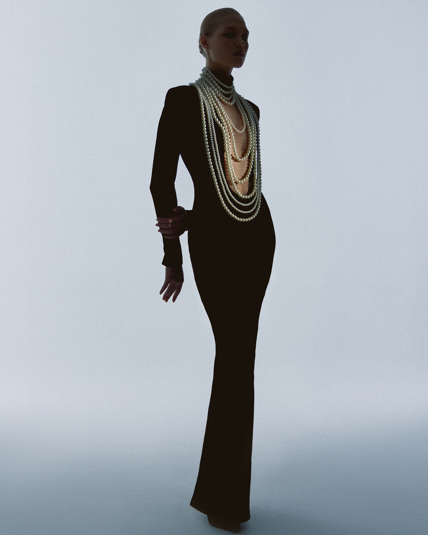 Long Sleeve Pearl Necklace Maxi Dress Black HV1700
