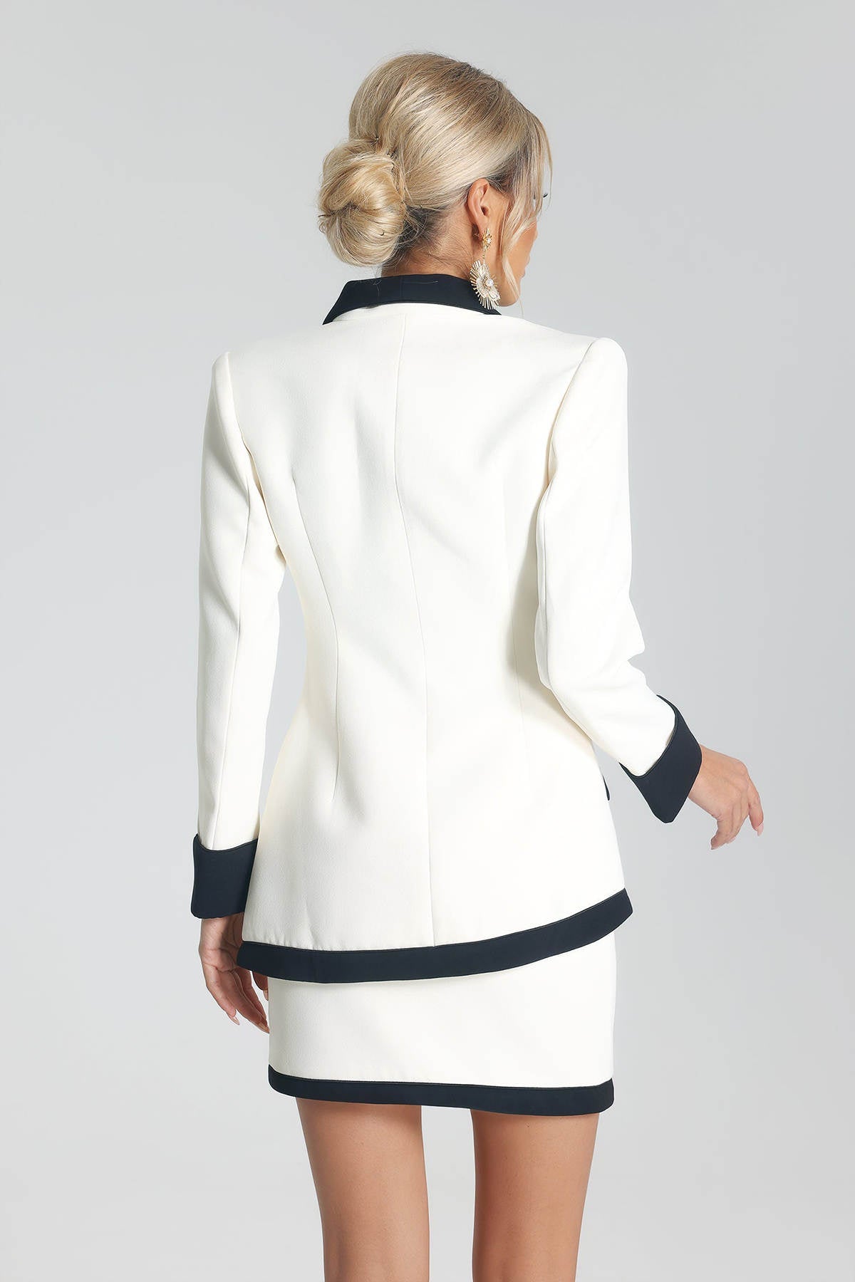 Vespera contrast colours jacket & skirt matching set