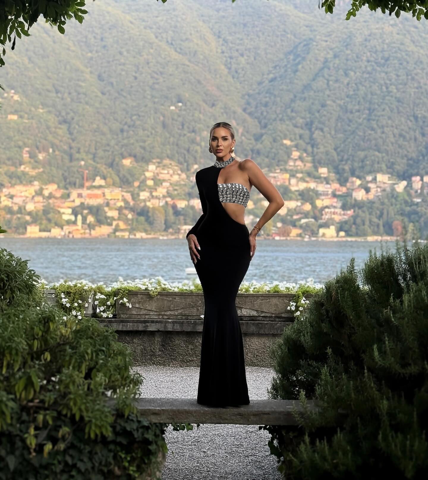 One Sleeve Crystal Detail Maxi Dress Black HV2098