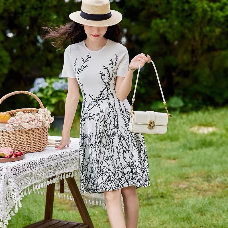 Short Sleeve A Line Dress White HV1576