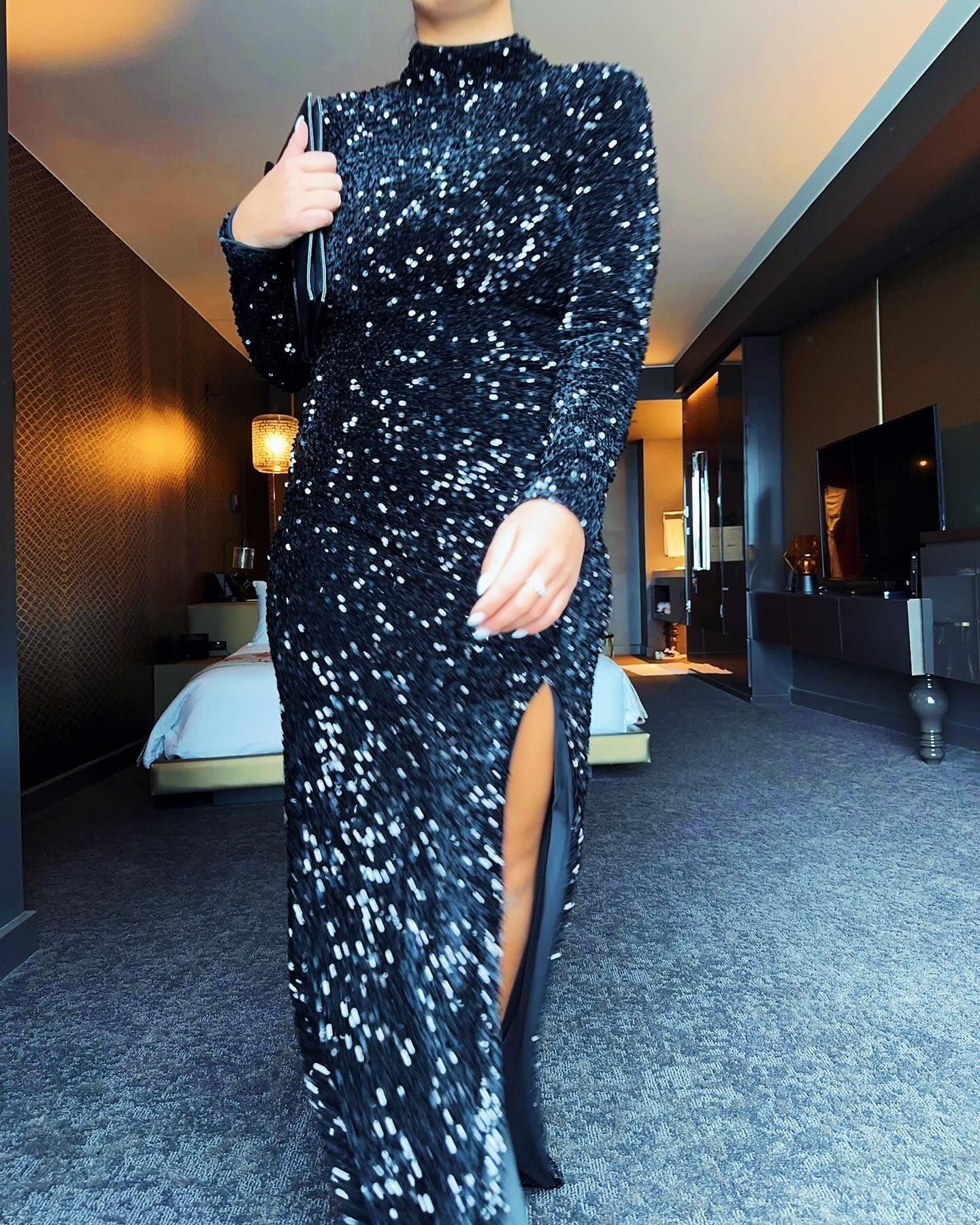 Long Sleeve Sequin Backless Maxi Dress Black HV1177