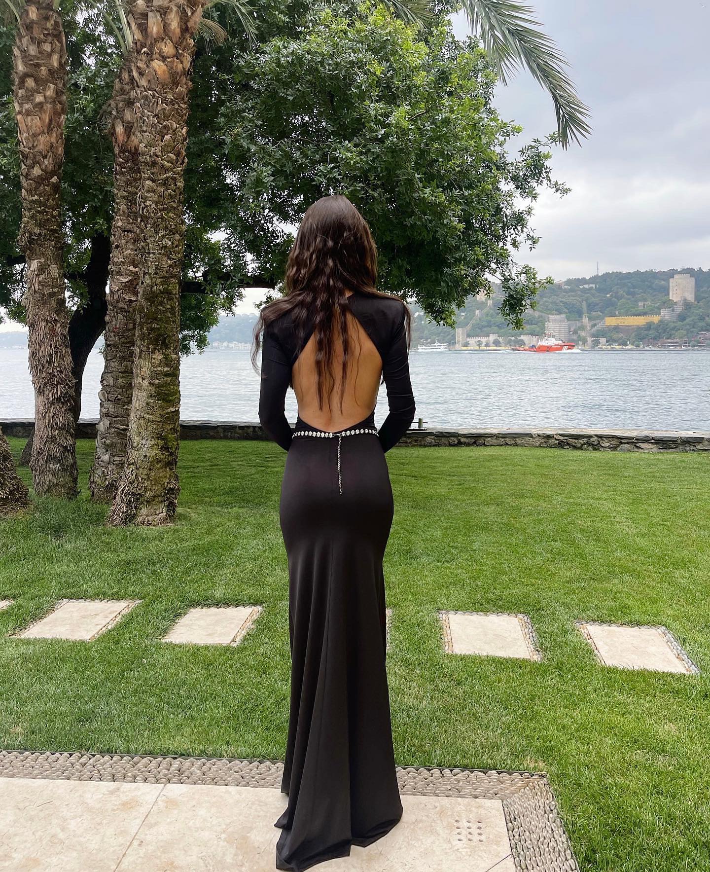 Long Sleeve Crystal Belt Maxi Dress Black HV9973