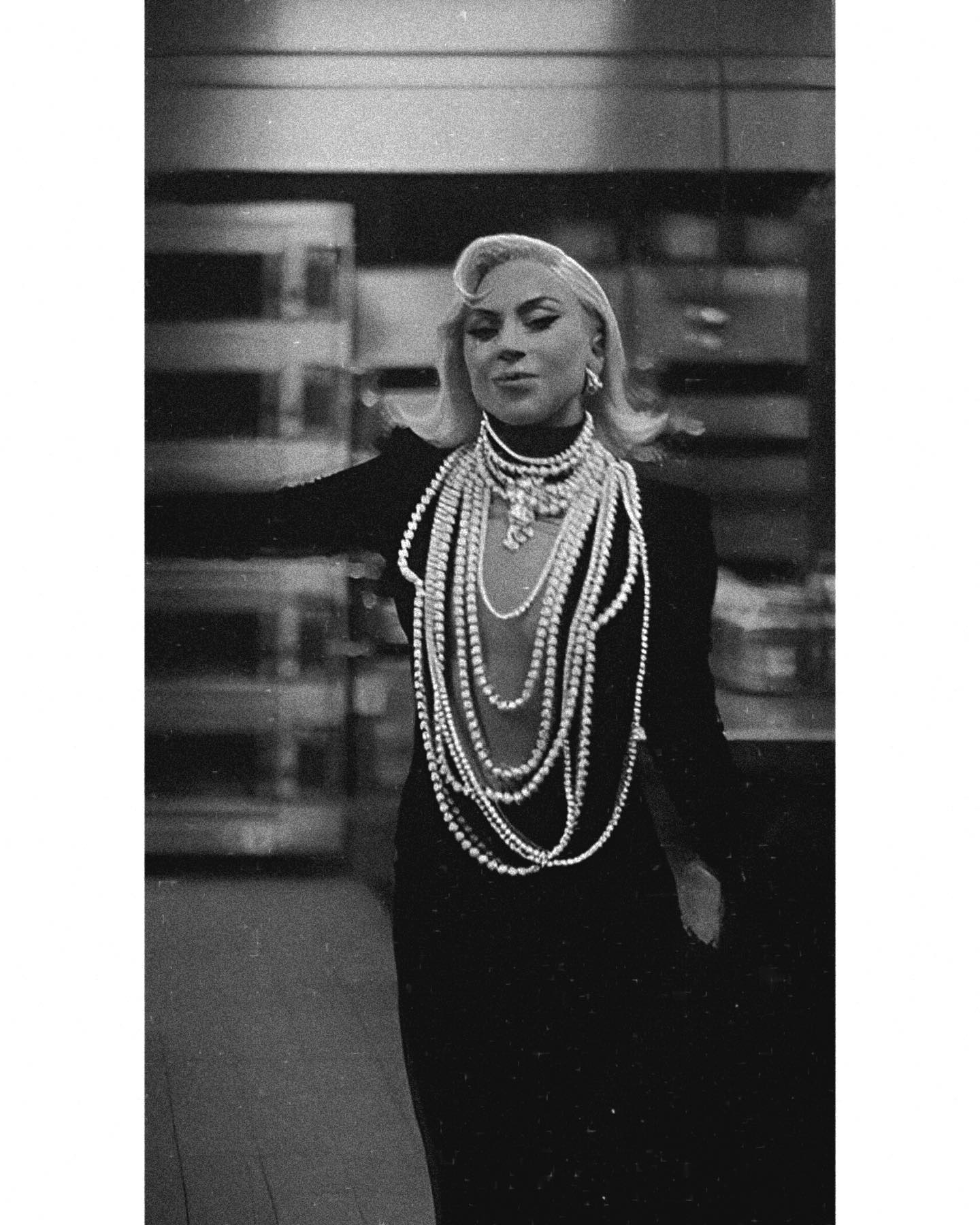 Long Sleeve Pearl Necklace Maxi Dress Black HV1700