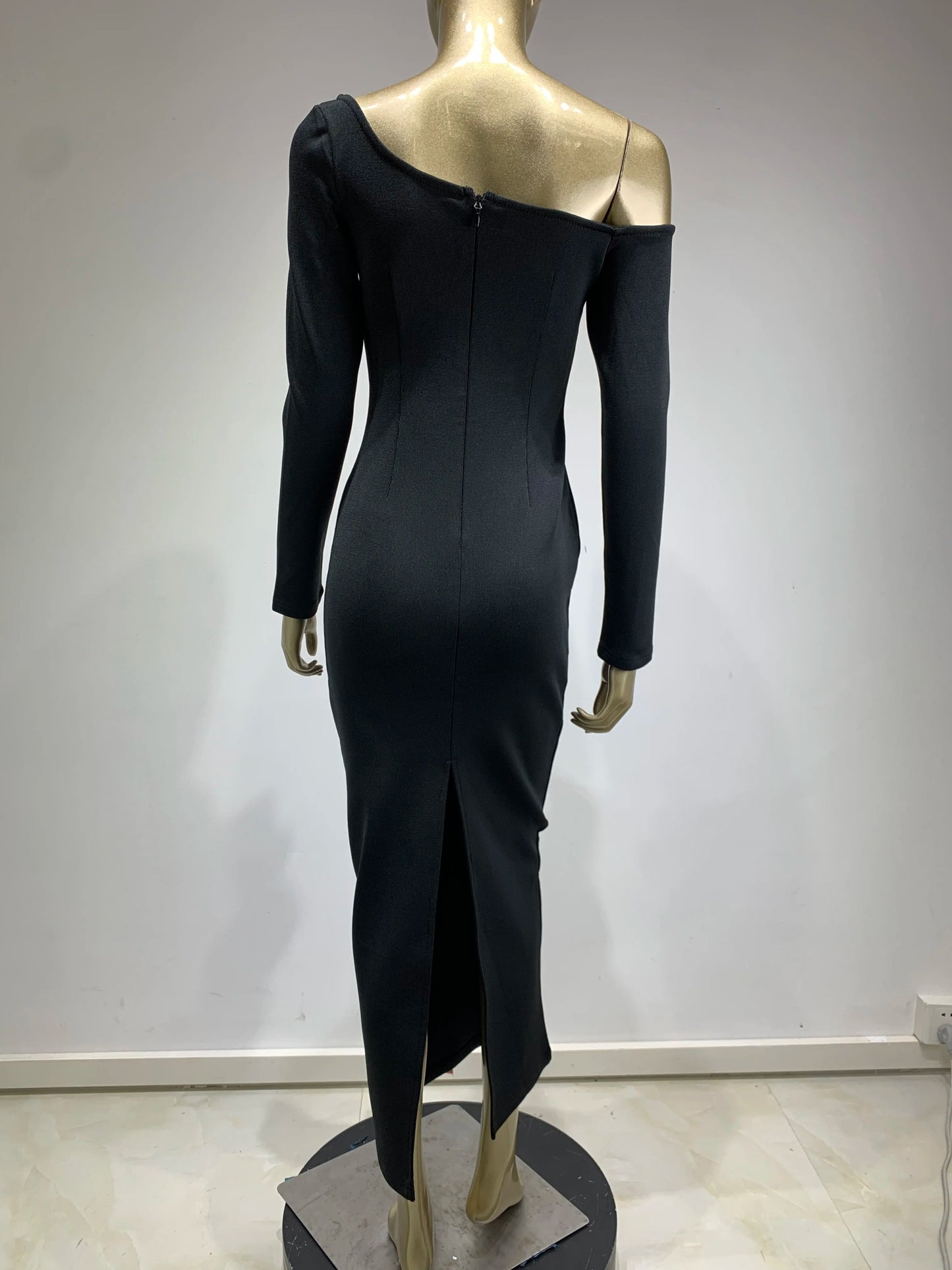 Long Sleeve Rose Detail Maxi Dress Black Red HV1031