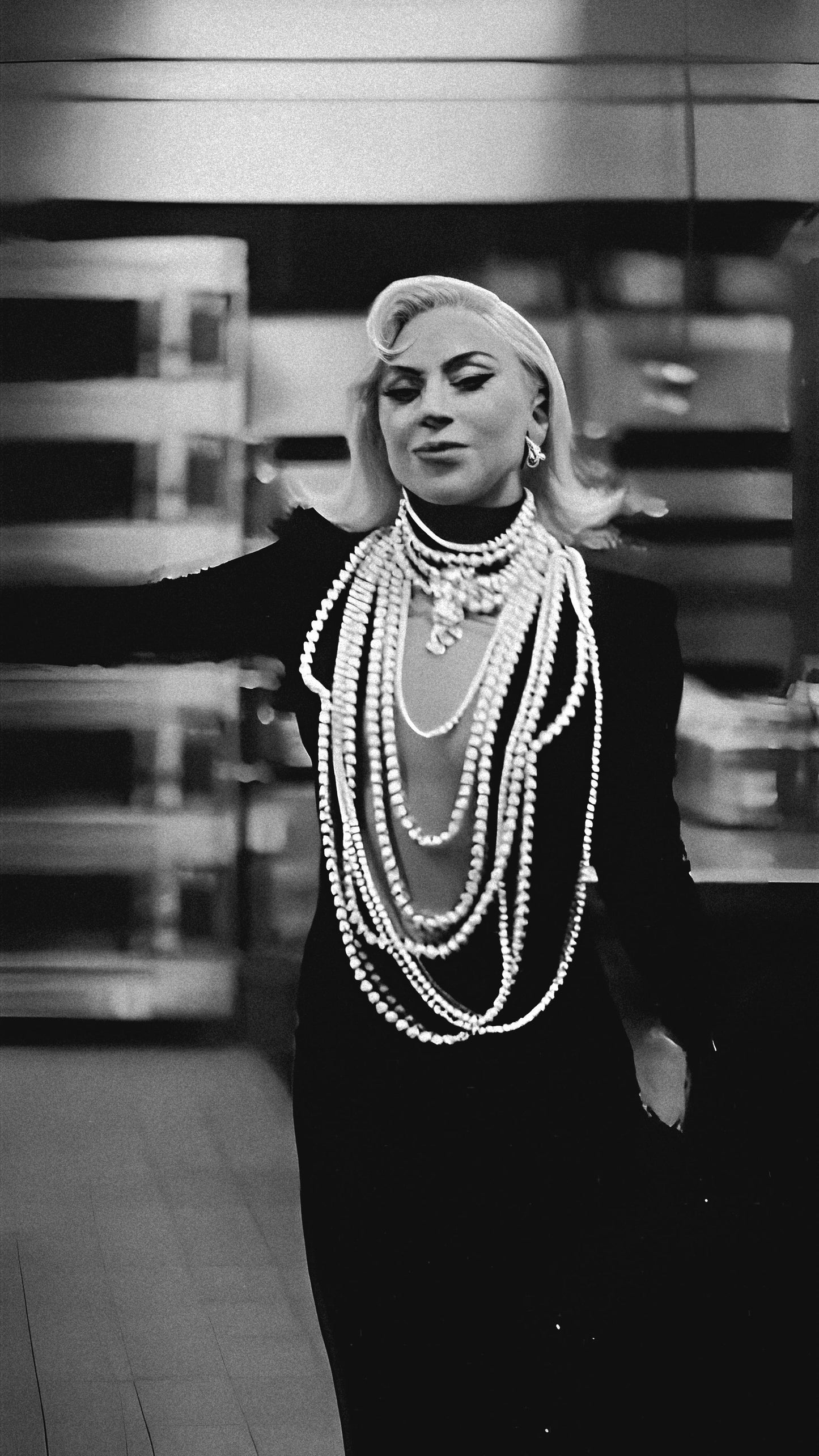 Long Sleeve Pearl Necklace Maxi Dress Black HV1700