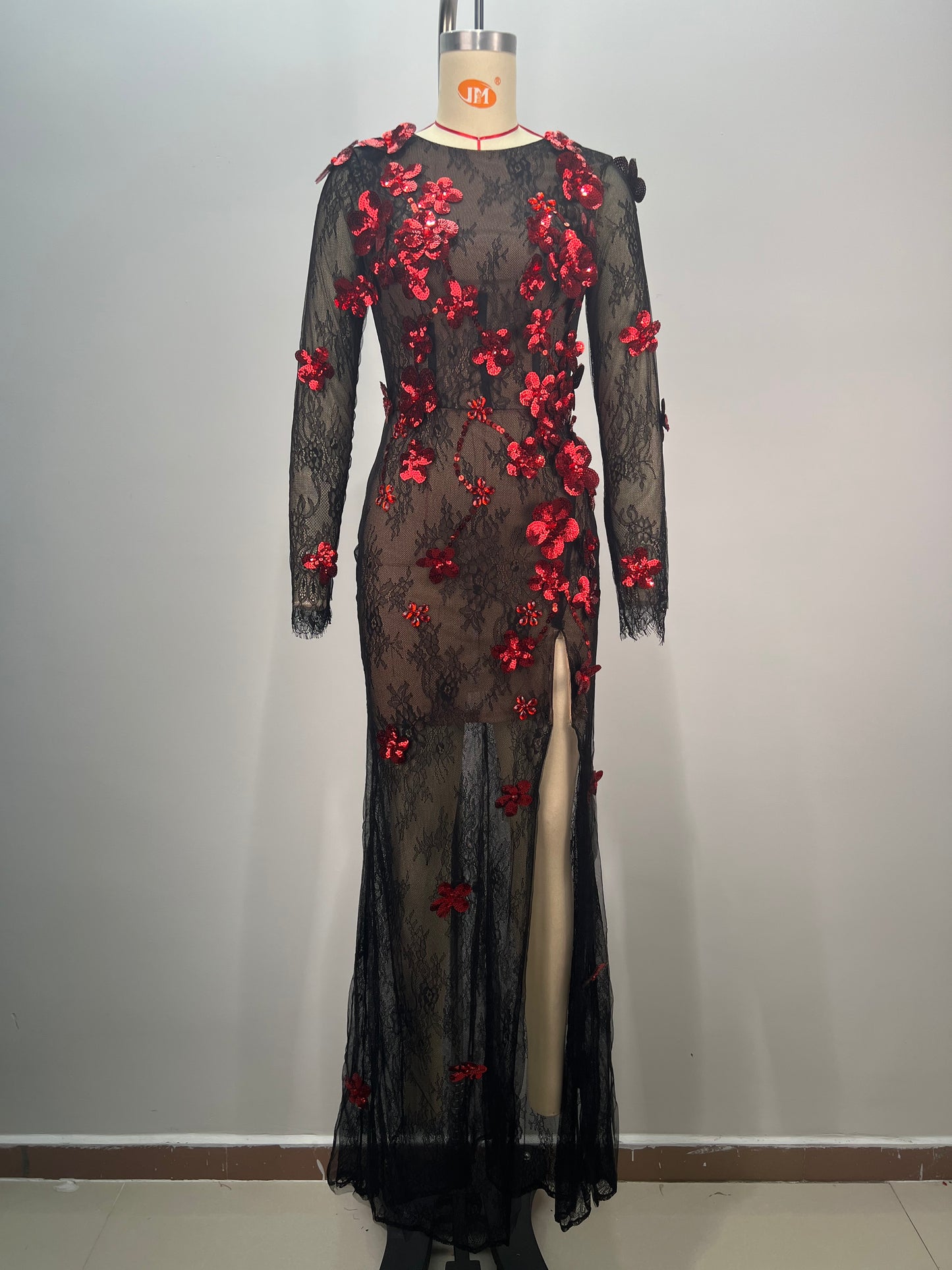 Long Sleeve Floral Detail Lace Maxi Dress Black Red HV1761