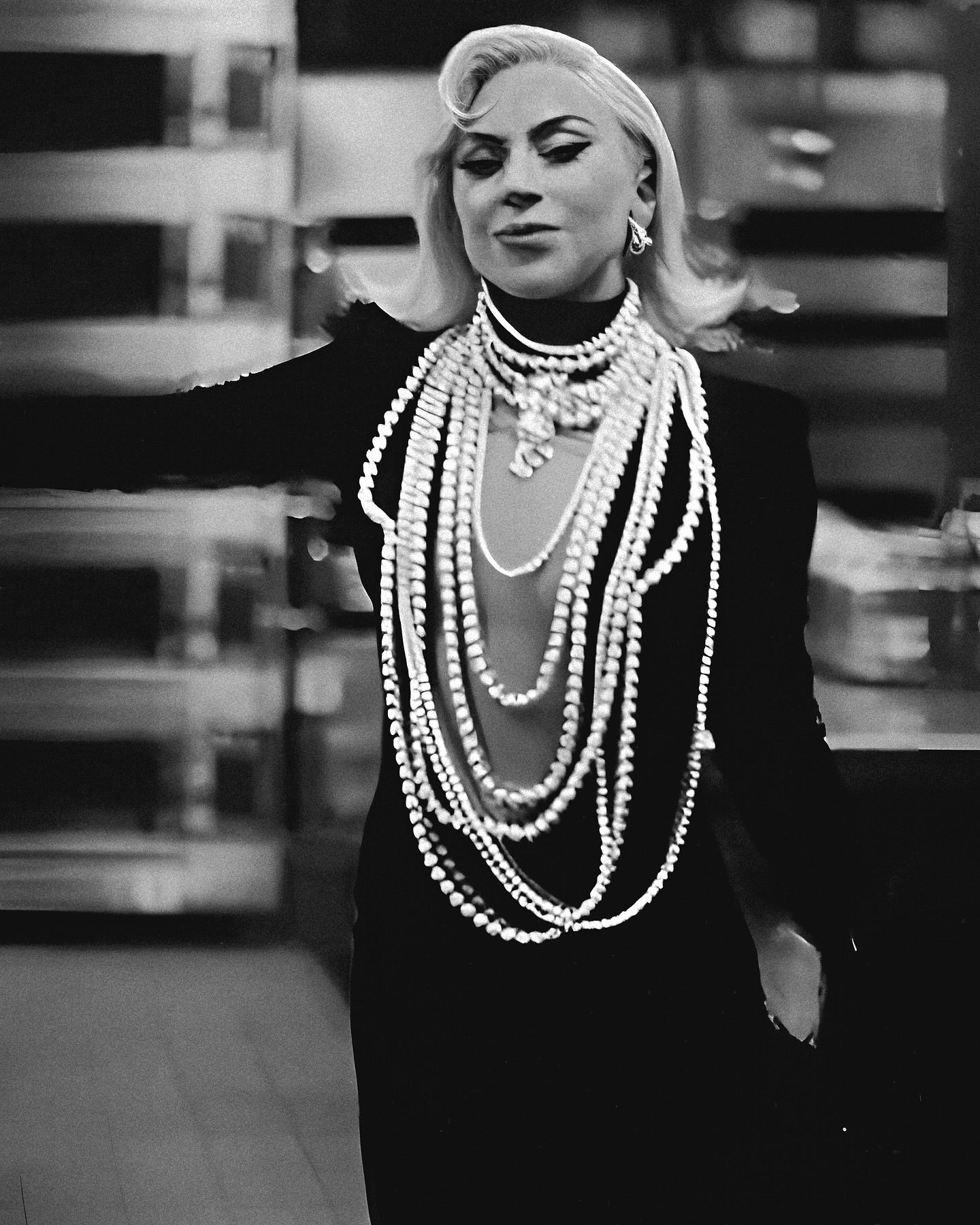 Long Sleeve Pearl Necklace Maxi Dress Black HV1700