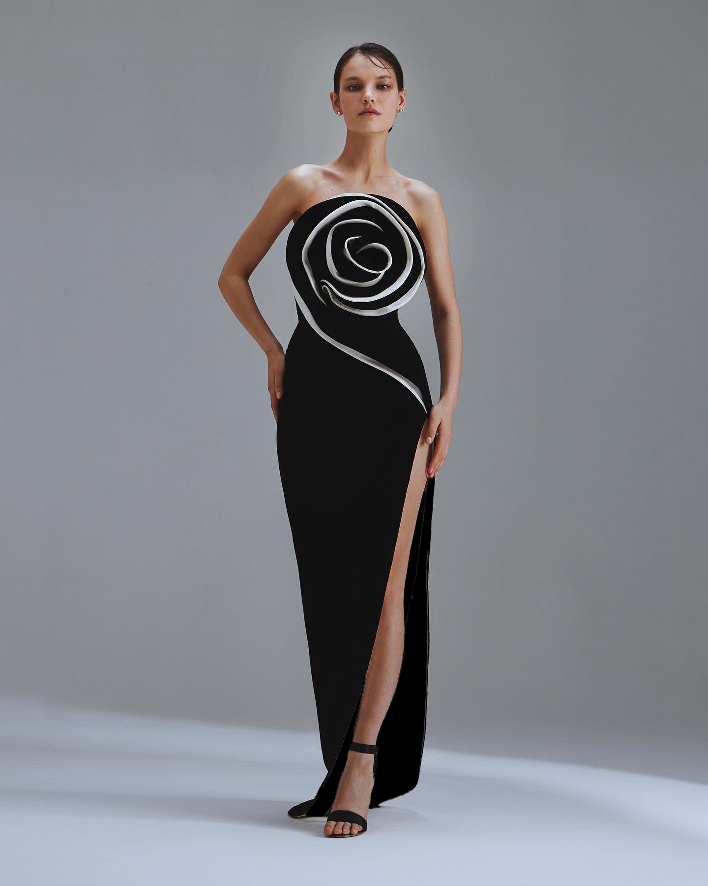 Strapless Floral Detail Maxi Dress Black White HV1643