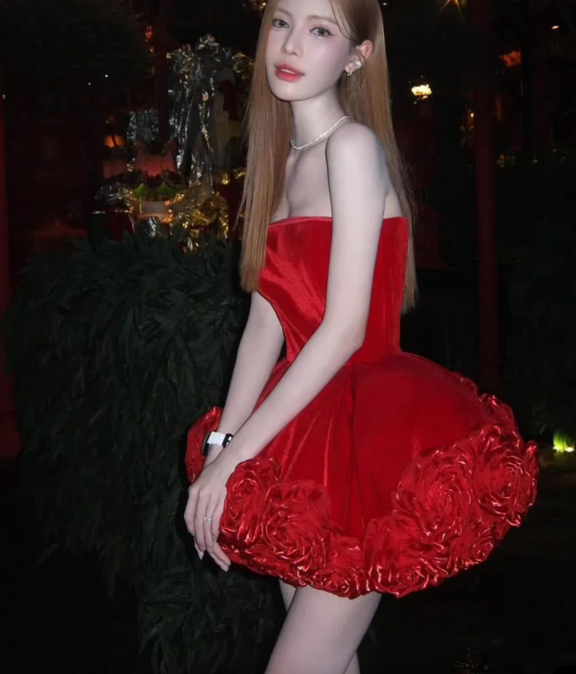 Strapless Floral A Line Velvet Dress Red