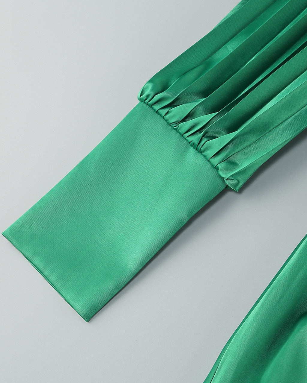 Long Sleeve Pleated Detail Maxi Dress Green HV1548