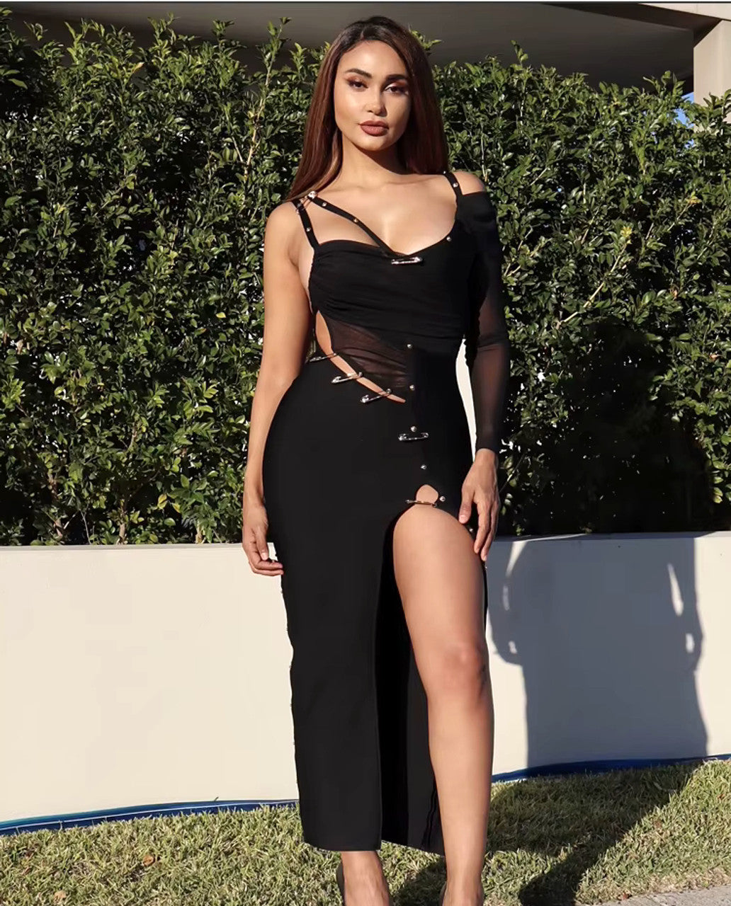 One Sleeve Safety Pin Detail Maxi Dress Black
