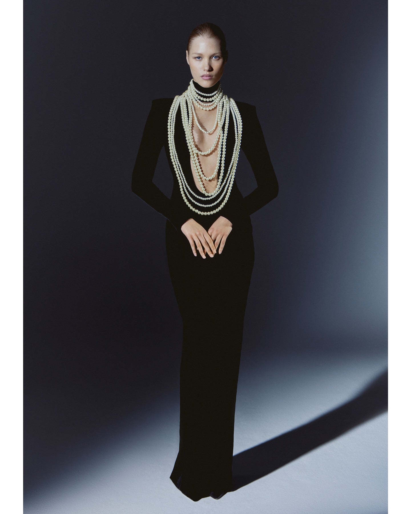Long Sleeve Pearl Necklace Maxi Dress Black HV1700