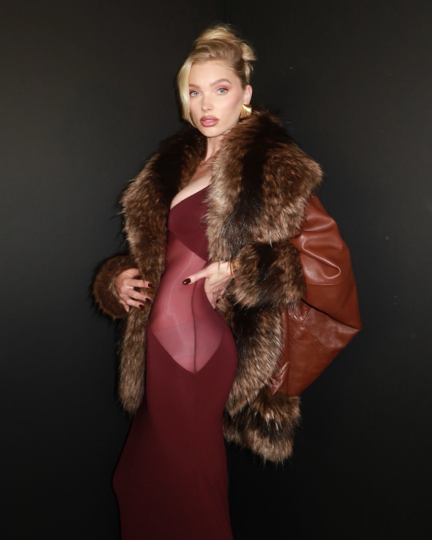 Mesh Insert Maxi Dress Burgundy HV2032