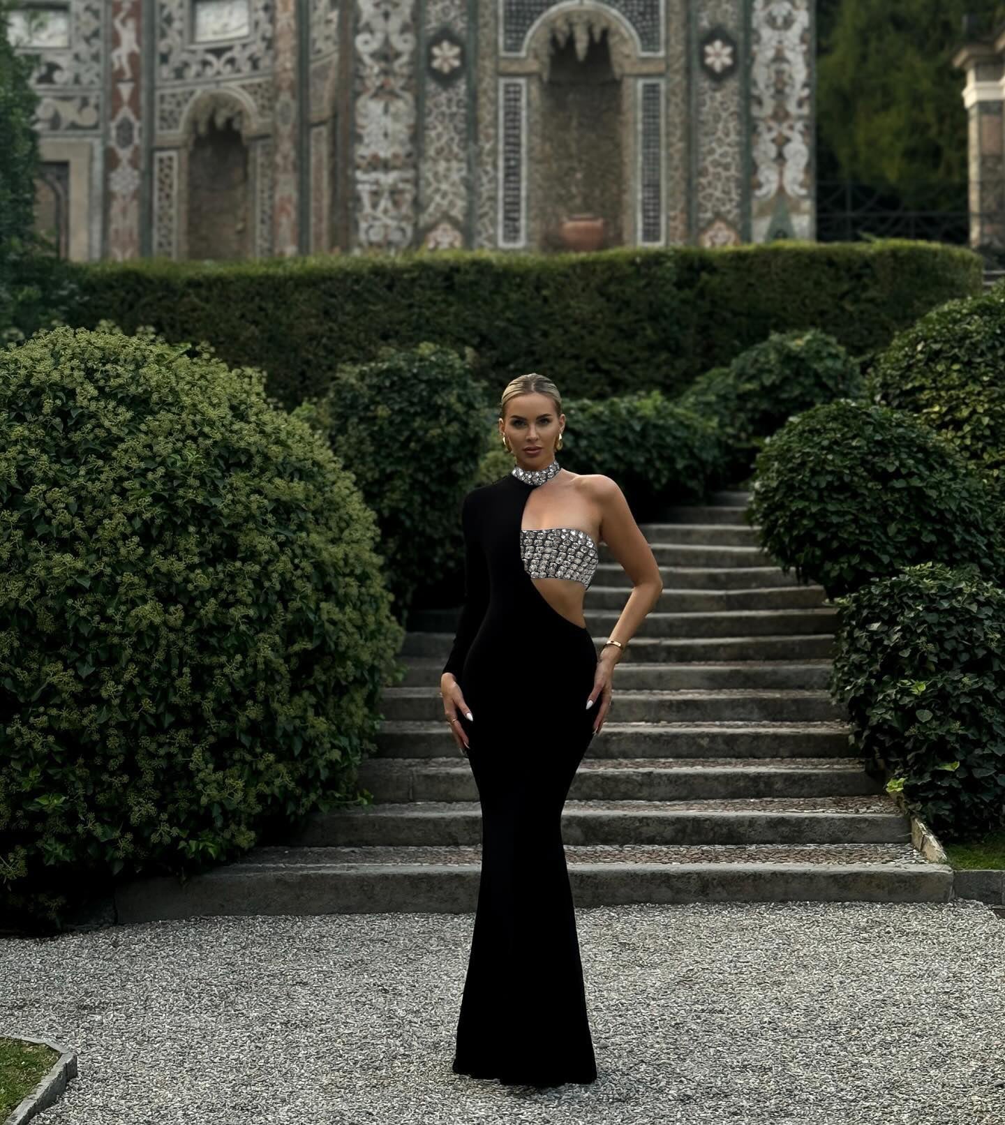 One Sleeve Crystal Detail Maxi Dress Black HV2098