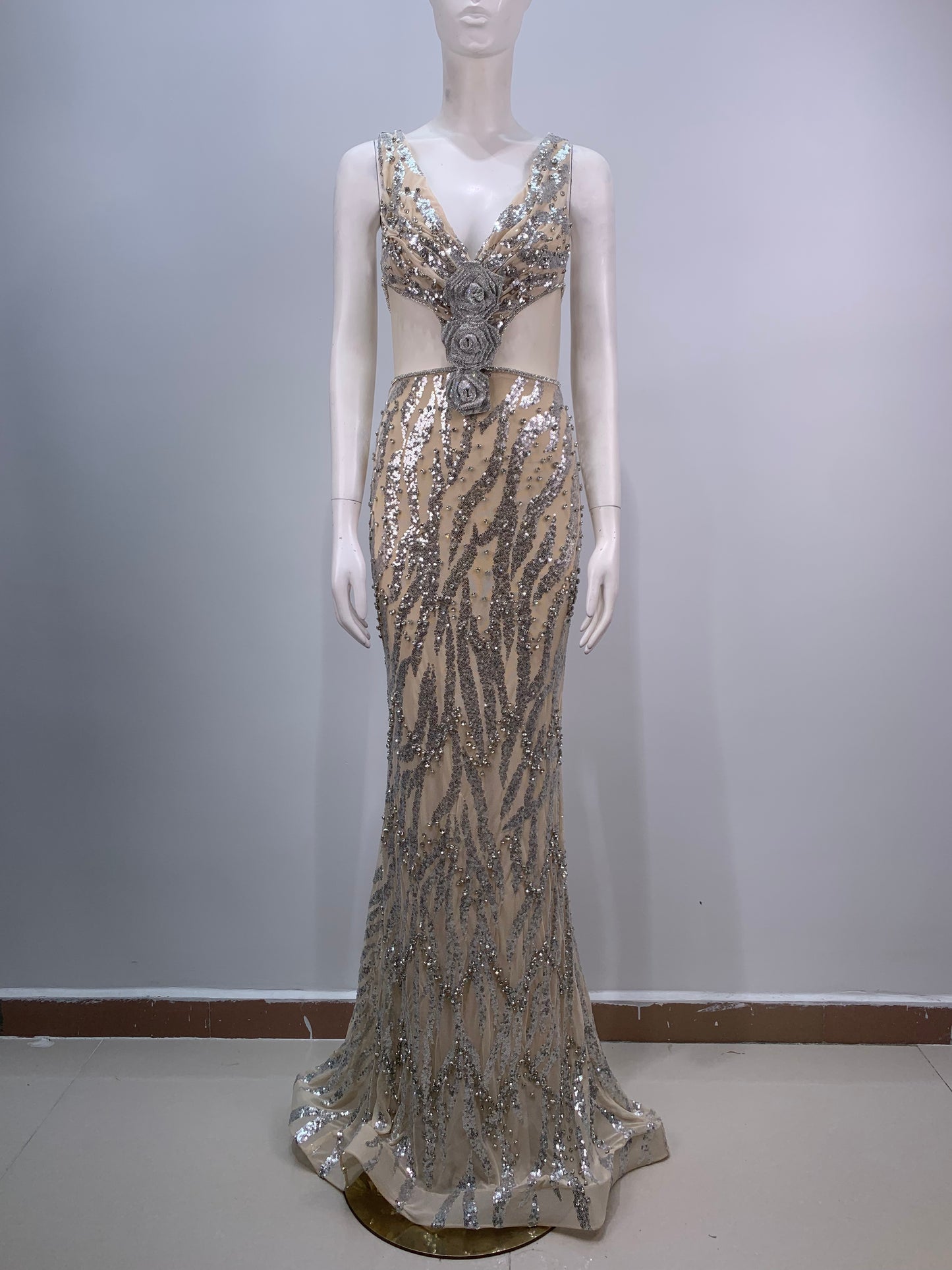 Floral Detail Sequin Maxi Dress Silver Nude HV1628