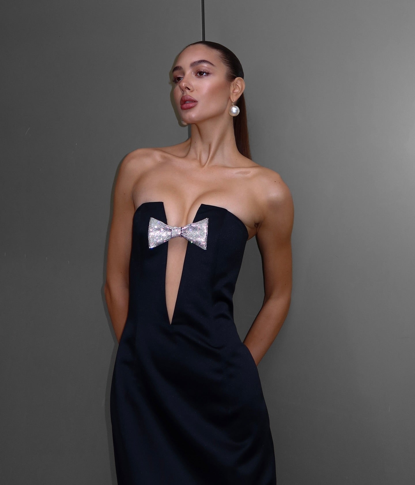 Strapless Crystal Bow Maxi Dress Black HV1775