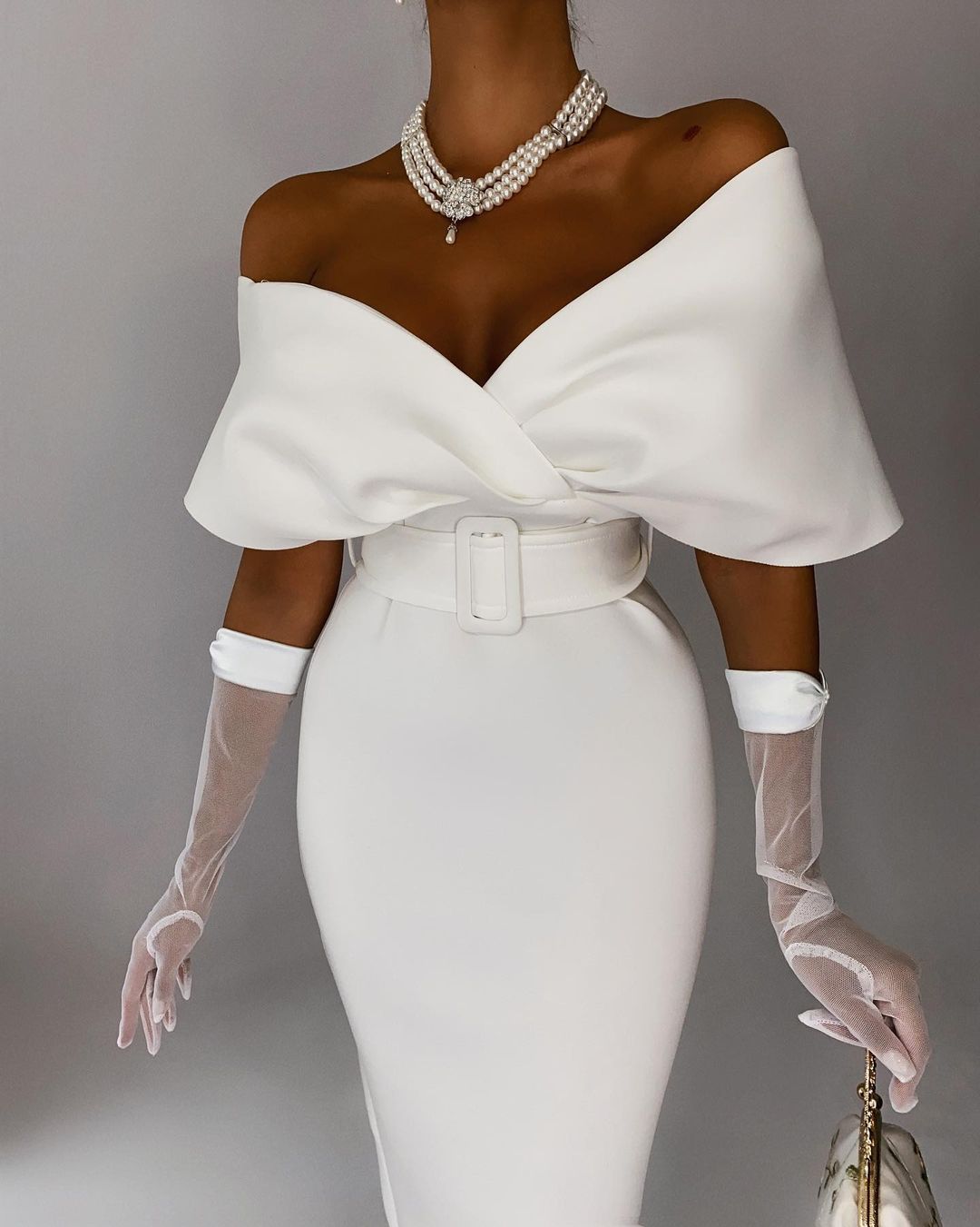 Off The Shoulder Belt Midi Dress HV7760