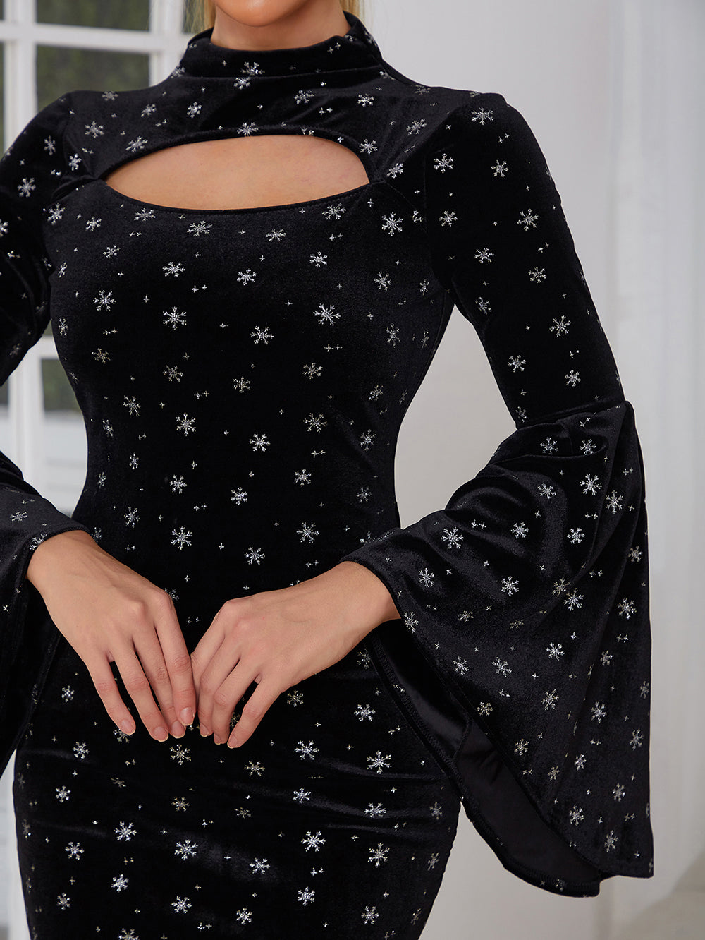 Angel Sleeve Midi Velvet Dress HV8956