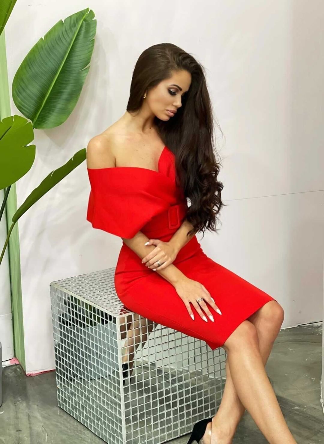 Off The Shoulder Belt Midi Dress HV7760
