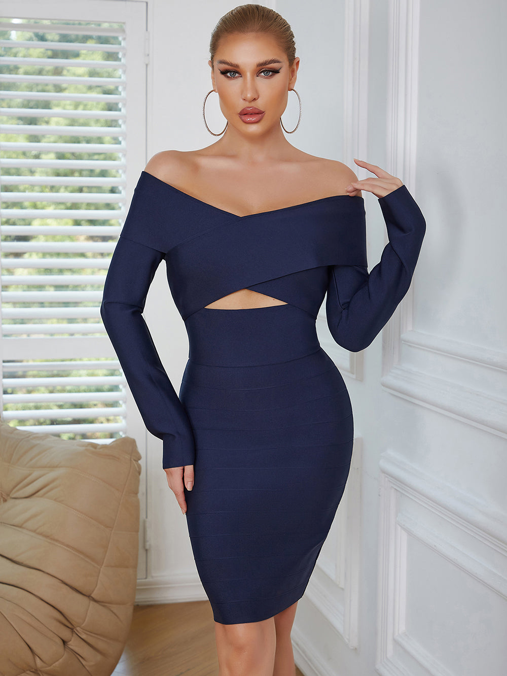 Shoulder Dress HV8969