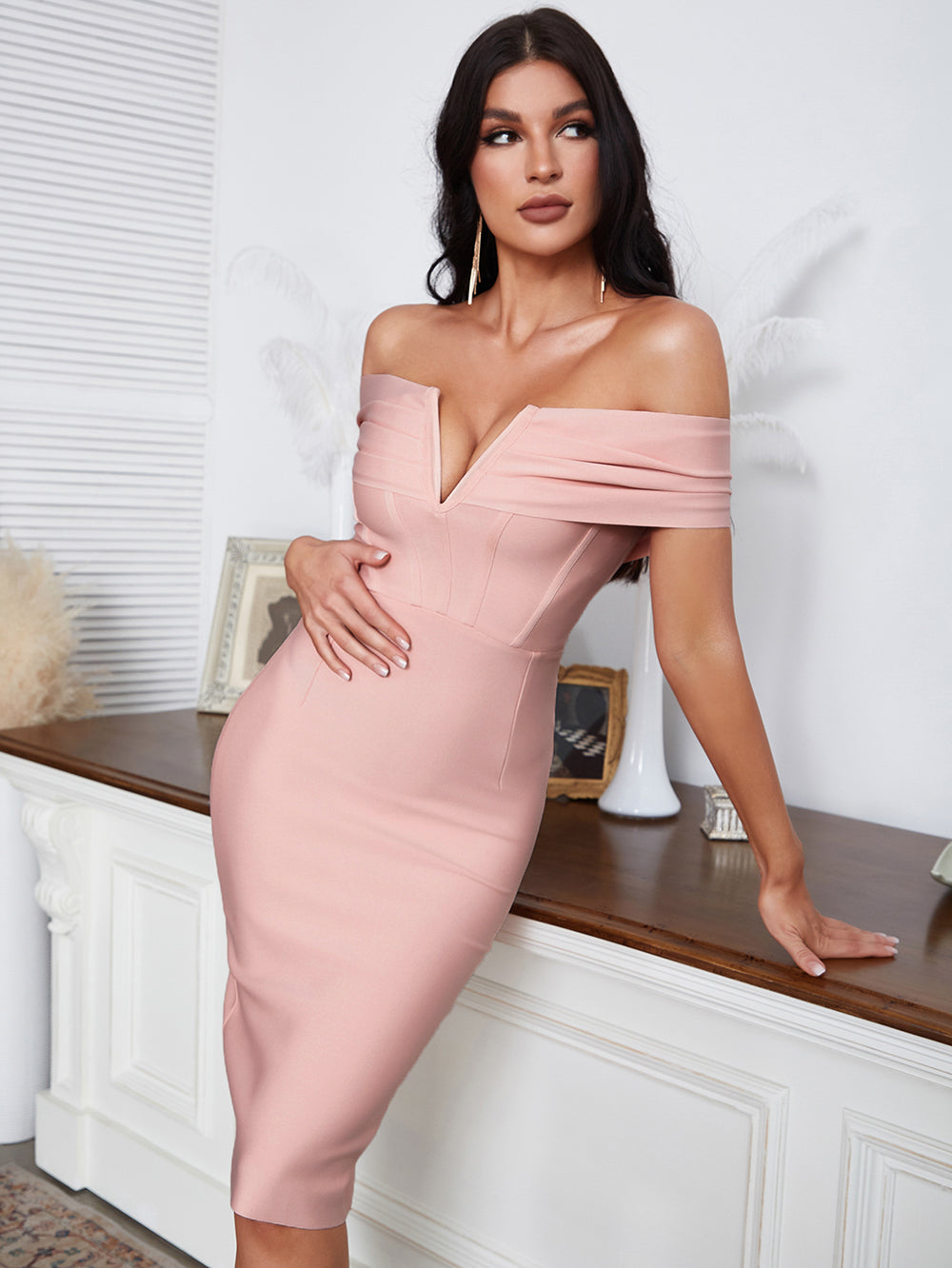 Draped Off Shoulder Structured Midi Dress Pink HV8586