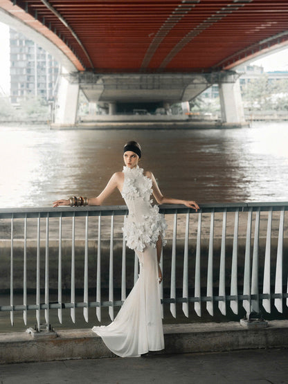 เดรสยาวปักลายดอกไม้ HV0021