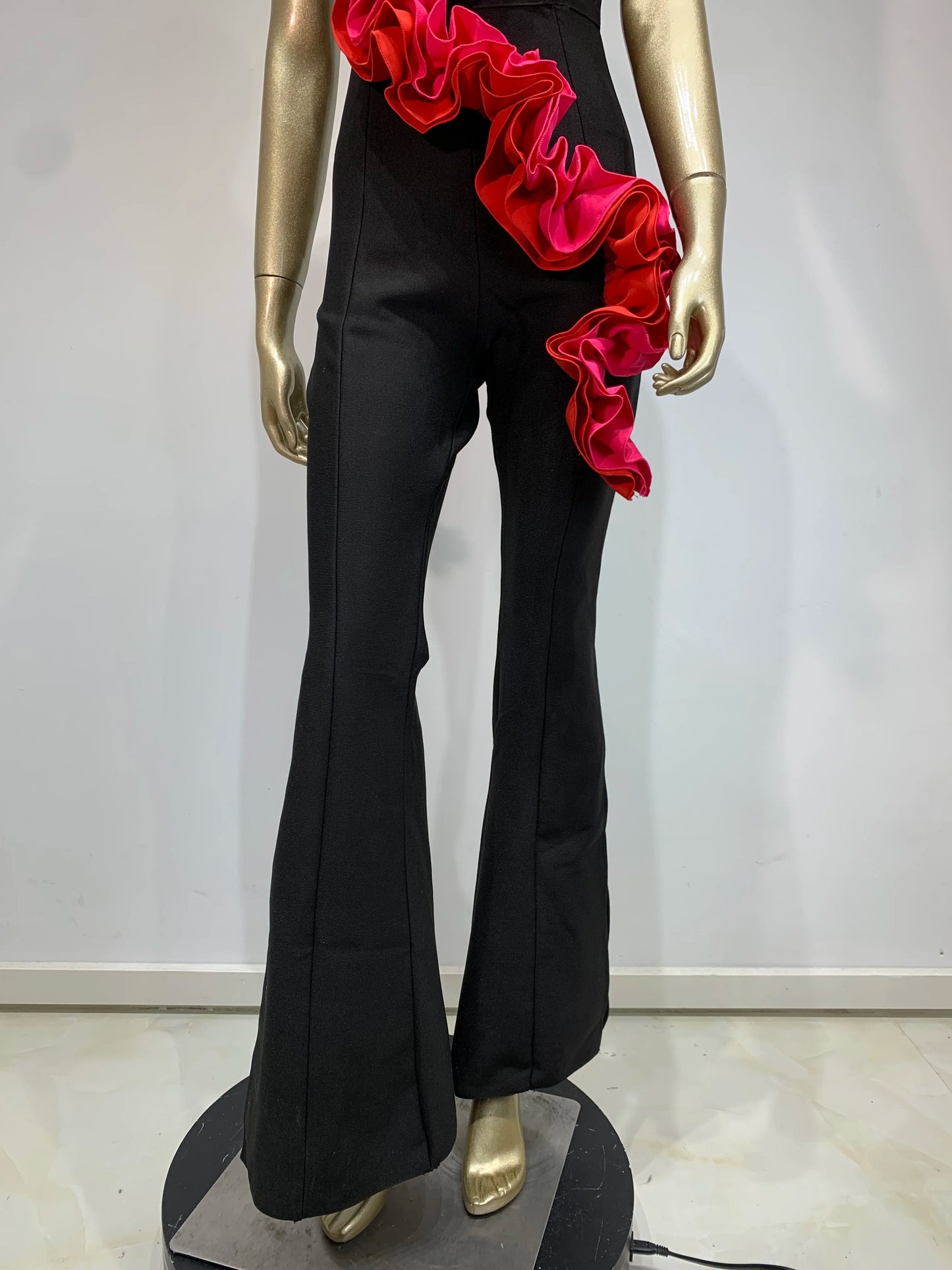 Strapless Ruffle Jumpsuit Black   HV1604