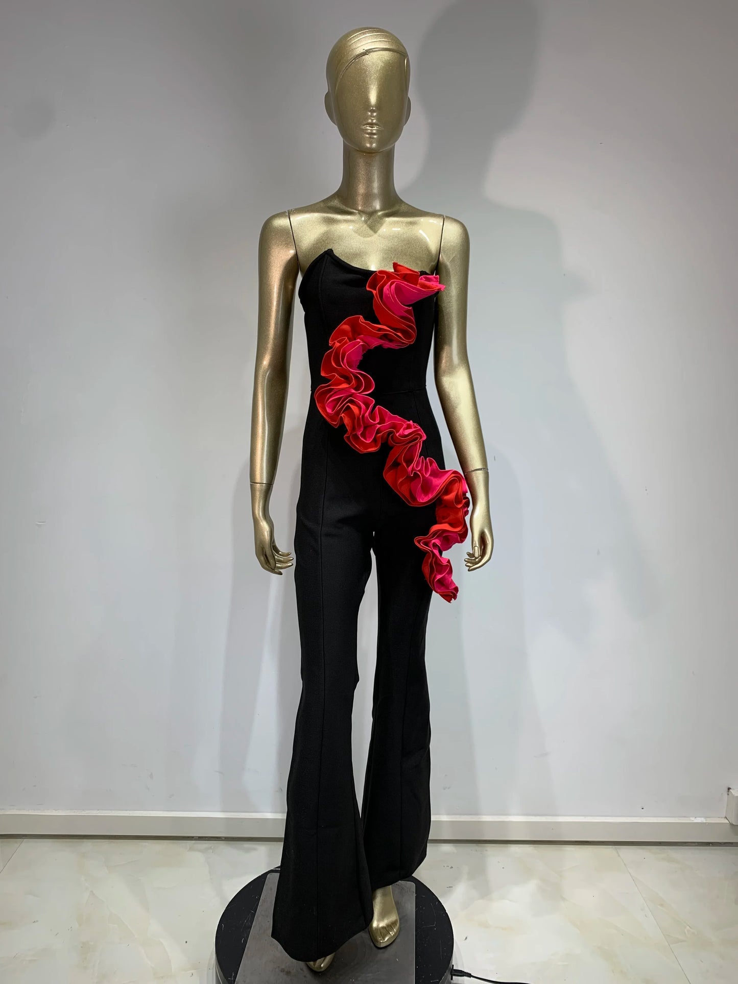 Strapless Ruffle Jumpsuit Black   HV1604