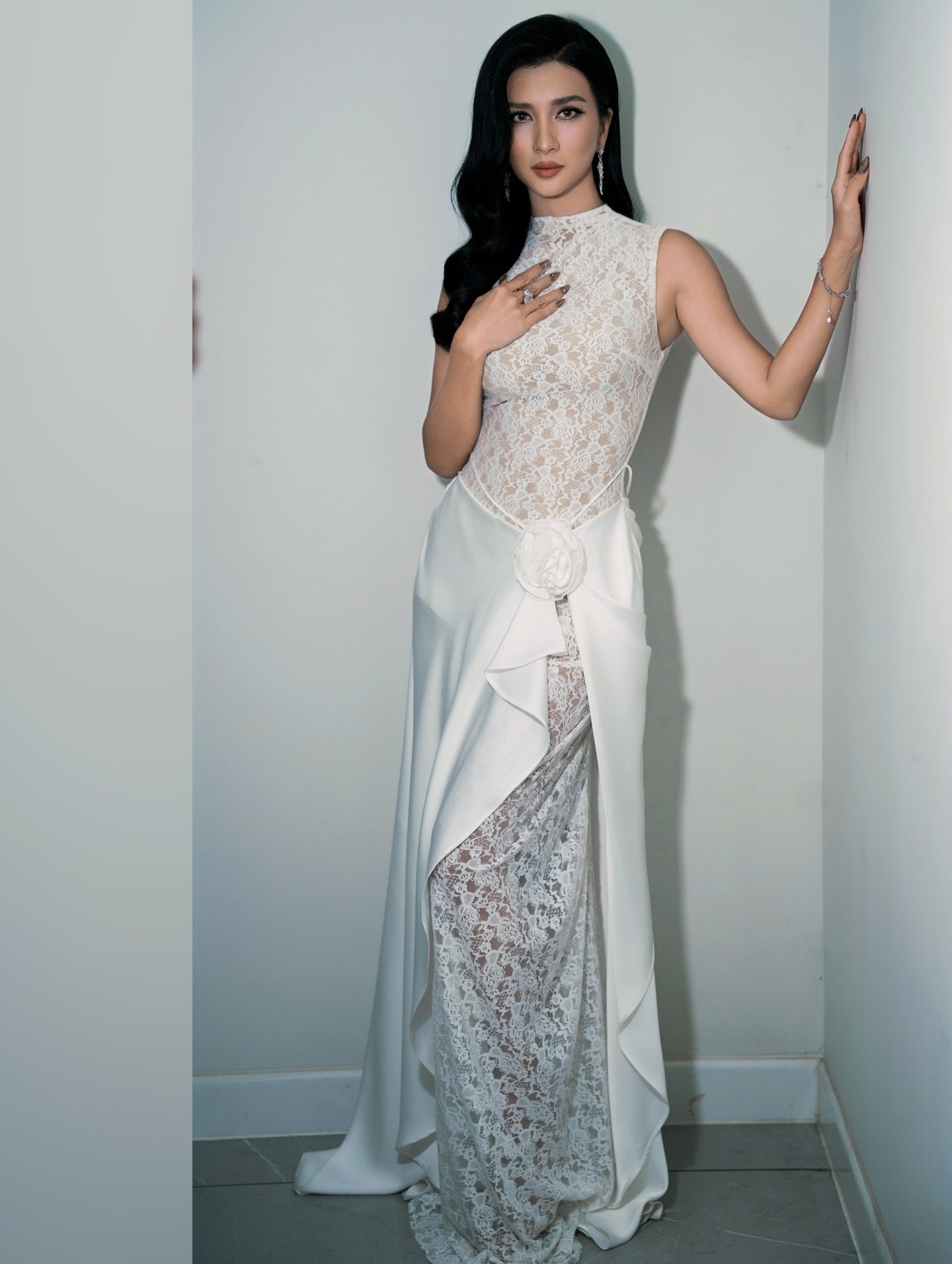 Lace Floral Maxi Dress White HV2664