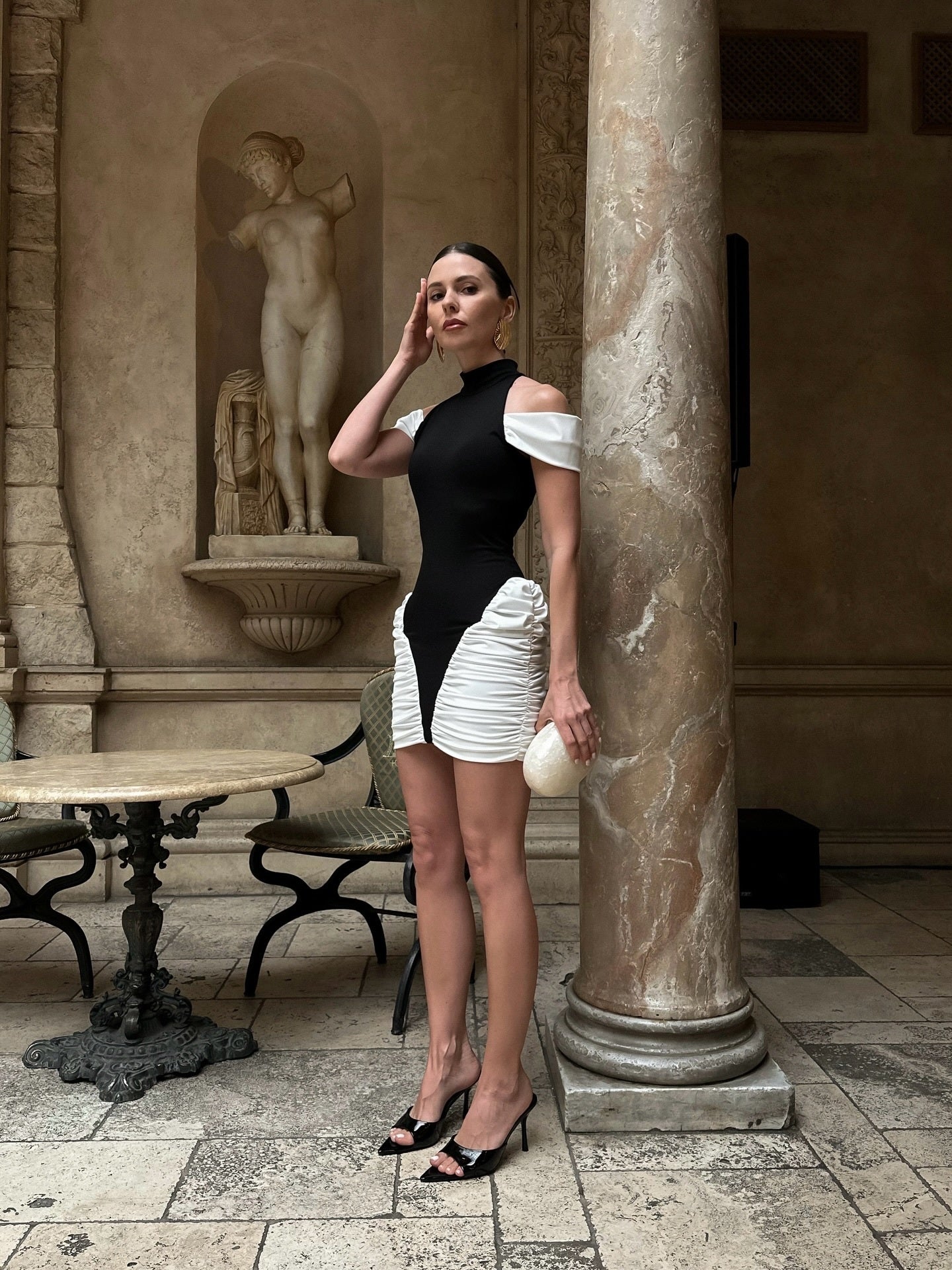 Cold Shoulder Ruched Dress Black White HV2660