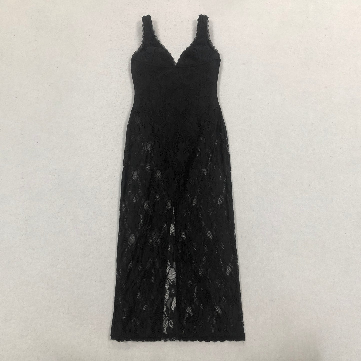 Scalloped Lace Midi Dress Black HV2627
