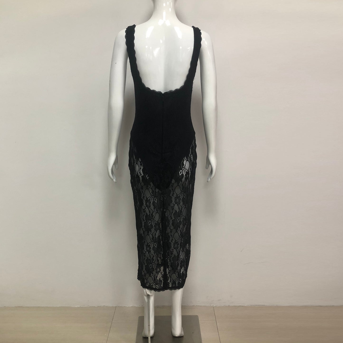 Scalloped Lace Midi Dress Black HV2627