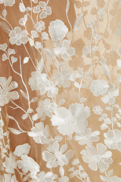 Floral Embroidered Maxi Dress White Nude HV1501