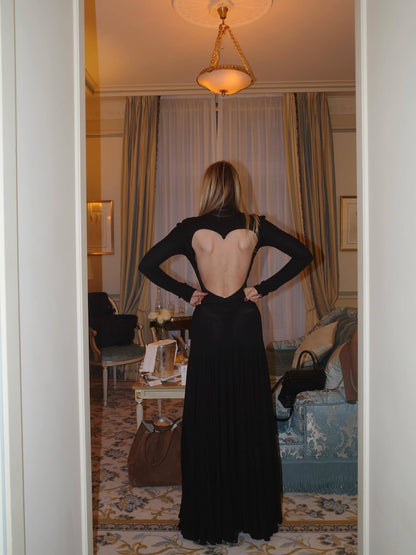 Long Sleeve Heart Cut Out Maxi Dress Black HV0046