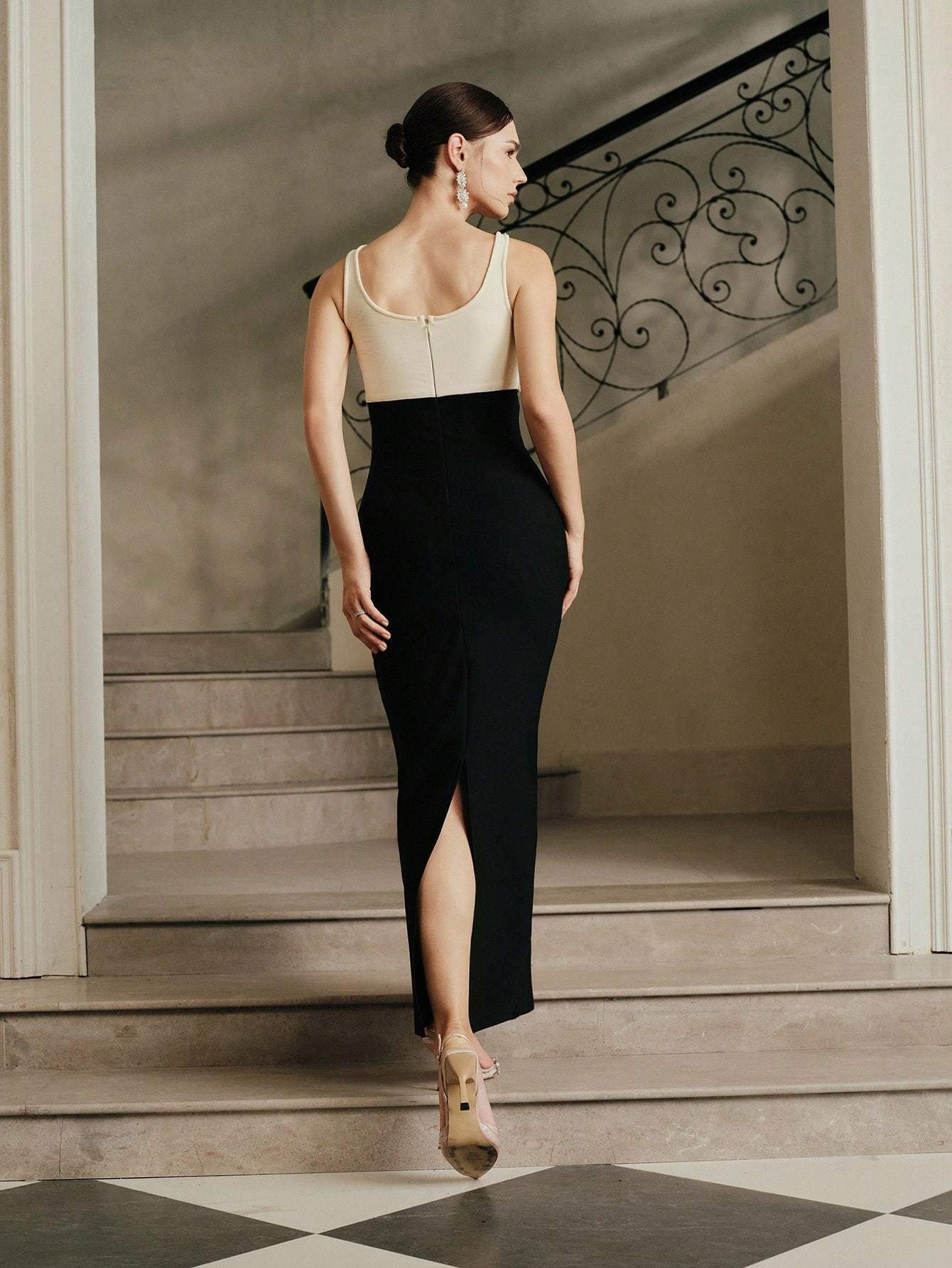 Floral Bustier Maxi Dress Black Ivory HV2607