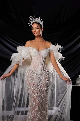 Strapless Sequin Pearl Corset Maxi Dress Nude Pink HV3017