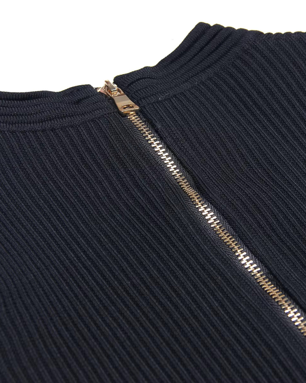 Short Sleeve Fluted Knitted Dress