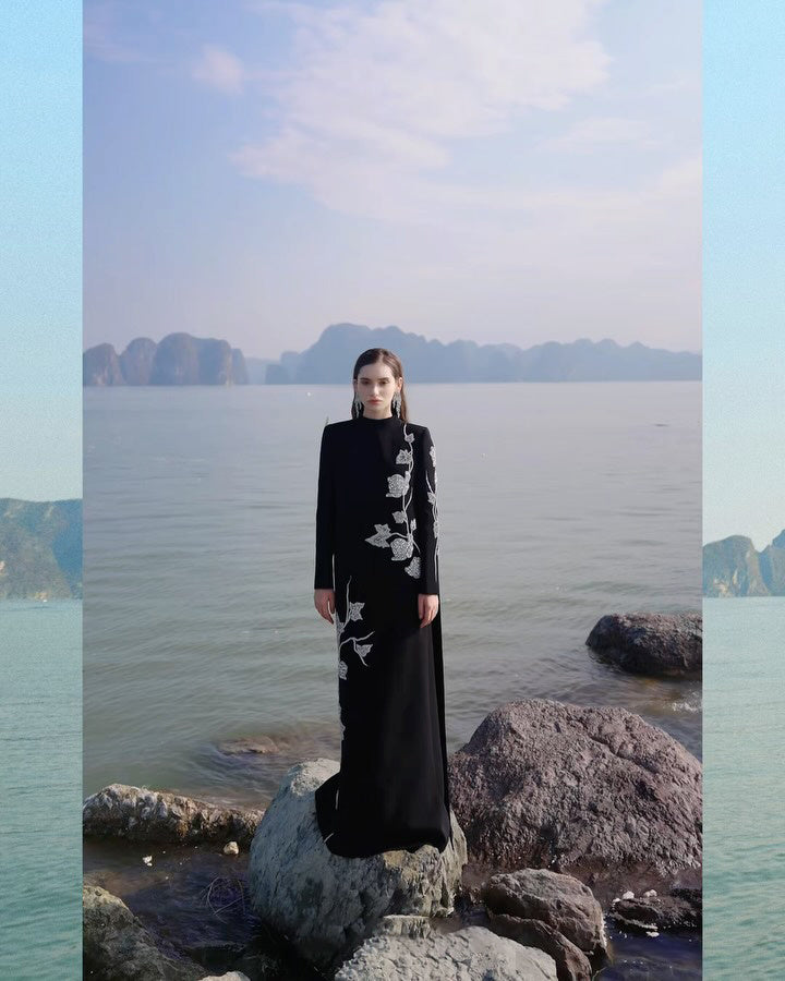 Long Sleeve Floral Crystal Maxi Dress Black HV2646
