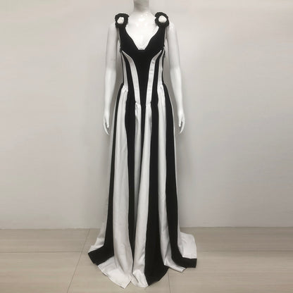 Floral Detail Corset A Line Maxi Dress Black White HV2535