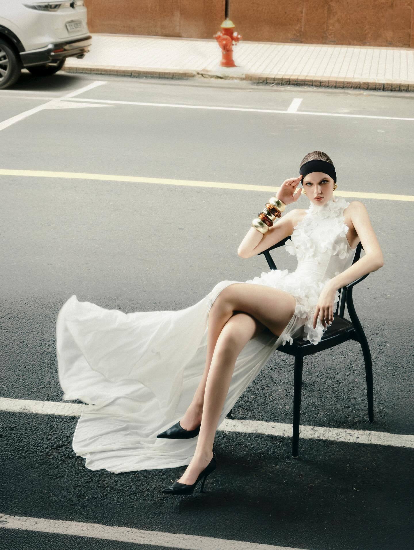 Floral Embellished Maxi Dress White HV2001