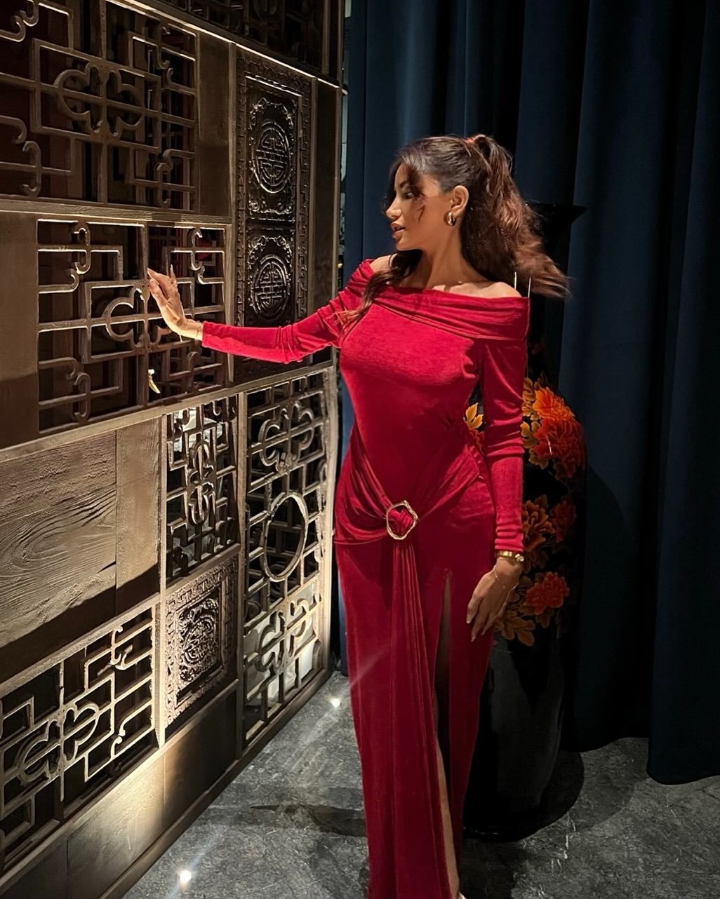 Long Sleeve Draped Bardot Maxi Velvet Dress Red HV2061