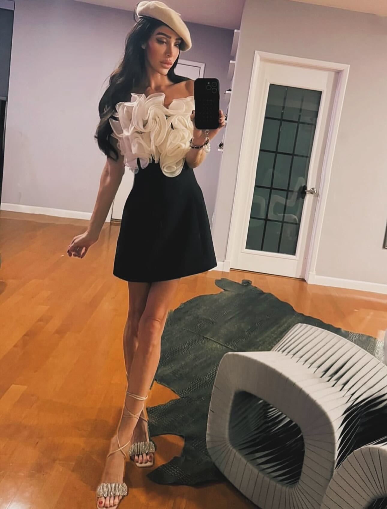 Halter Ruffle Dress Black Ivory HV2734