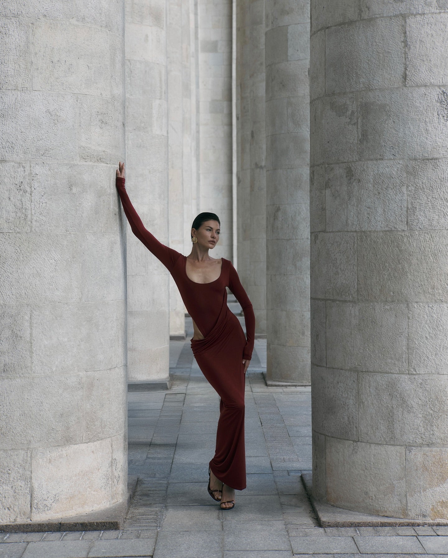Long Sleeve Cut Out Detail Maxi Dress Burgundy HV3150