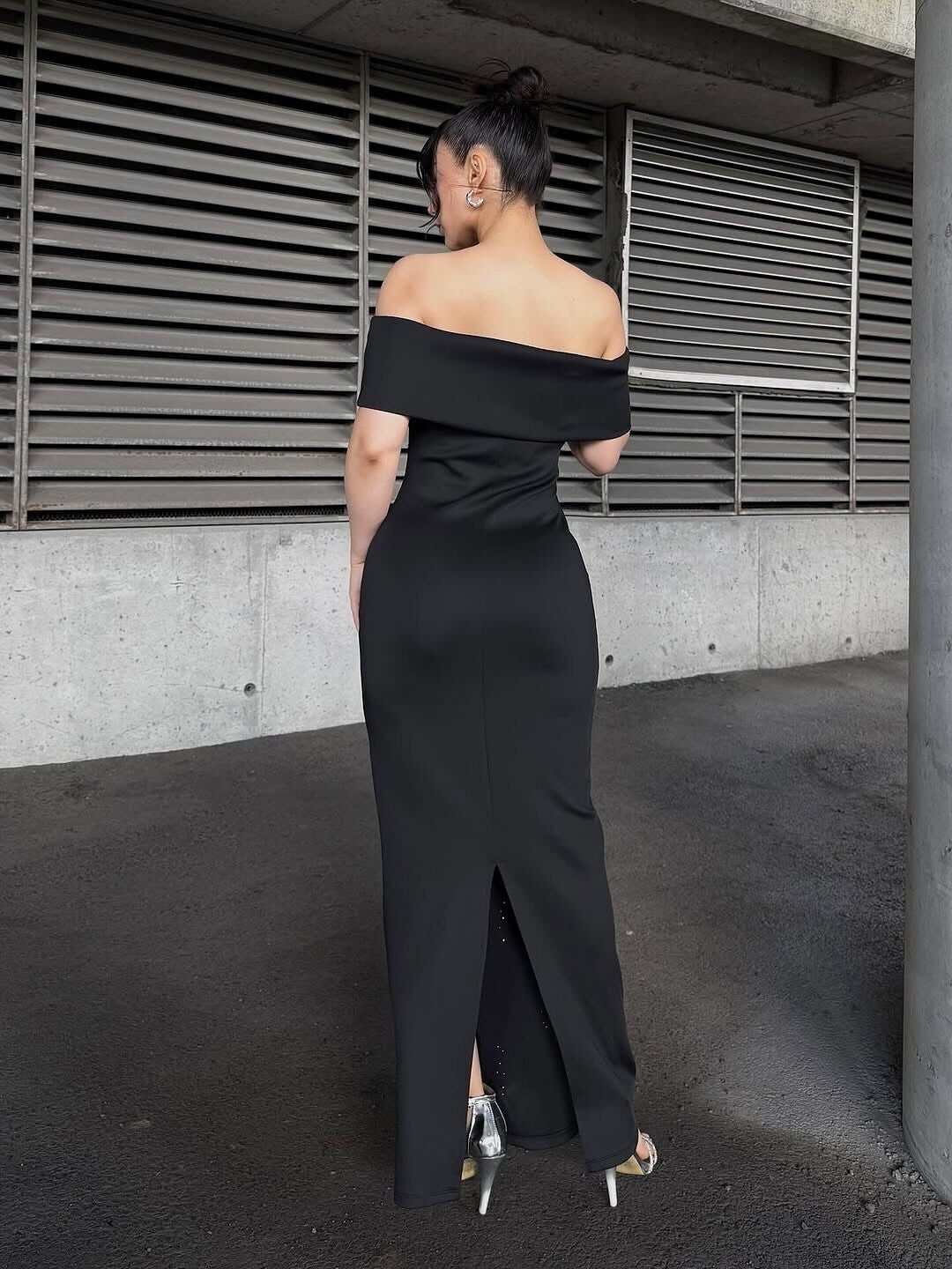 Bardot Crystal Maxi Dress Black HV2598